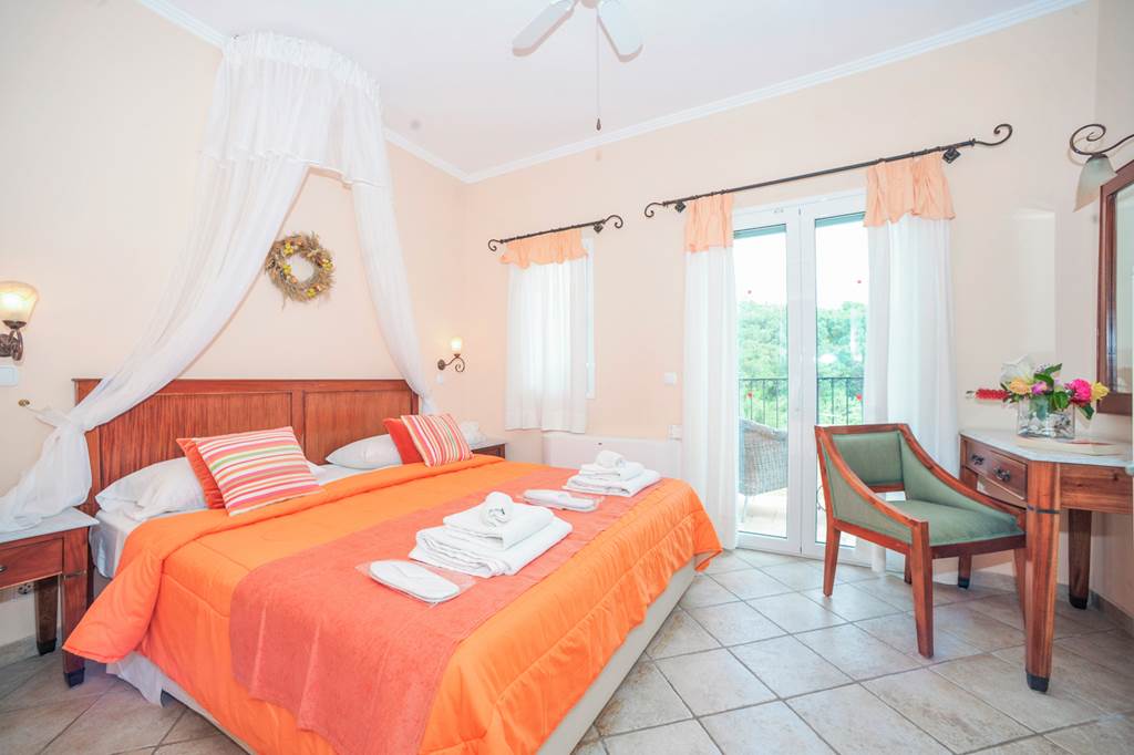 CFU_86779_Villa_Portokalia_Yaliskari_Bay_0124_02.jpg