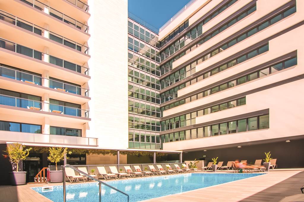 FAO_70664_Hotel_da_Rocha_0816_02.jpg