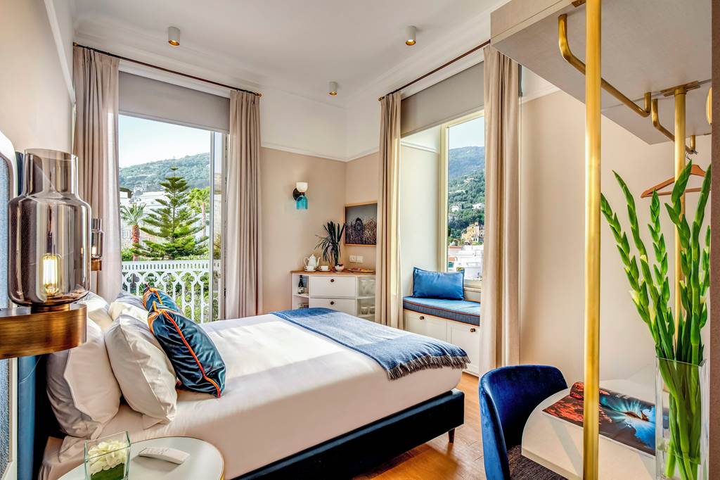 NAP_73272_Hotel_Mediterraneo_Sorrento_1020_03.jpg