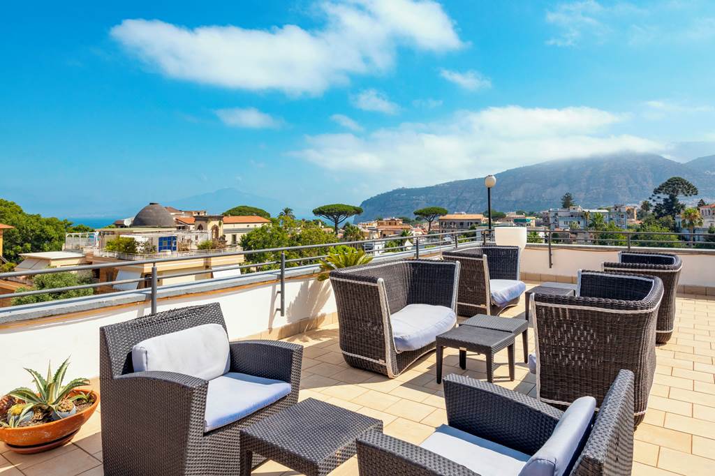 NAP_77992_Hotel_La_Pergola_1024_09.jpg