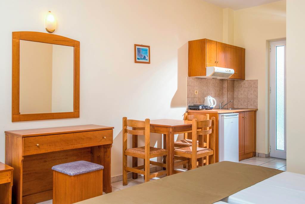 CHQ_83969_Dias_Studios_&_Apartments_Chania_1023_11.jpg