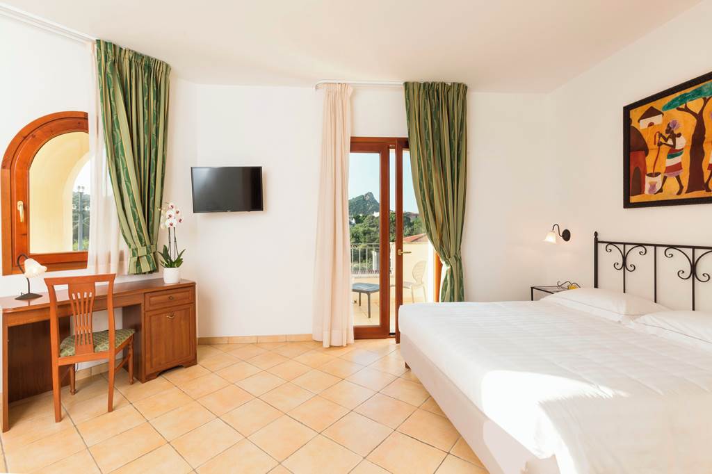 OLB_83444_Blu_Hotel_Morisco_1122_01.jpg