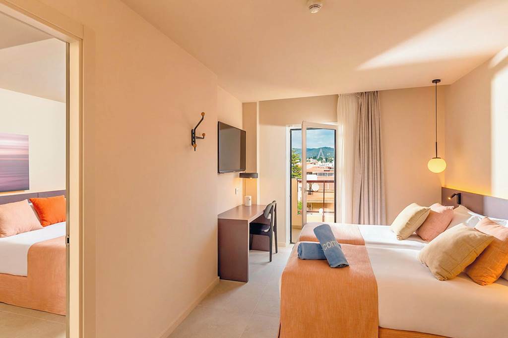GRO_73469_Aqua_Hotel_Promenade_0724_11.jpg