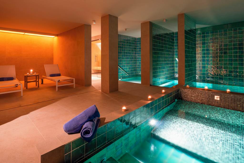 GRO_73469_Aqua_Hotel_Promenade_0724_30.jpg