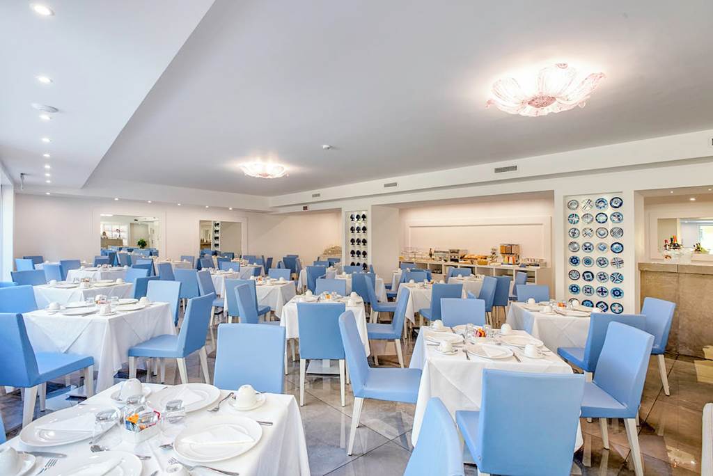 NAP_80817_Hotel_Isabella_1019_02.jpg