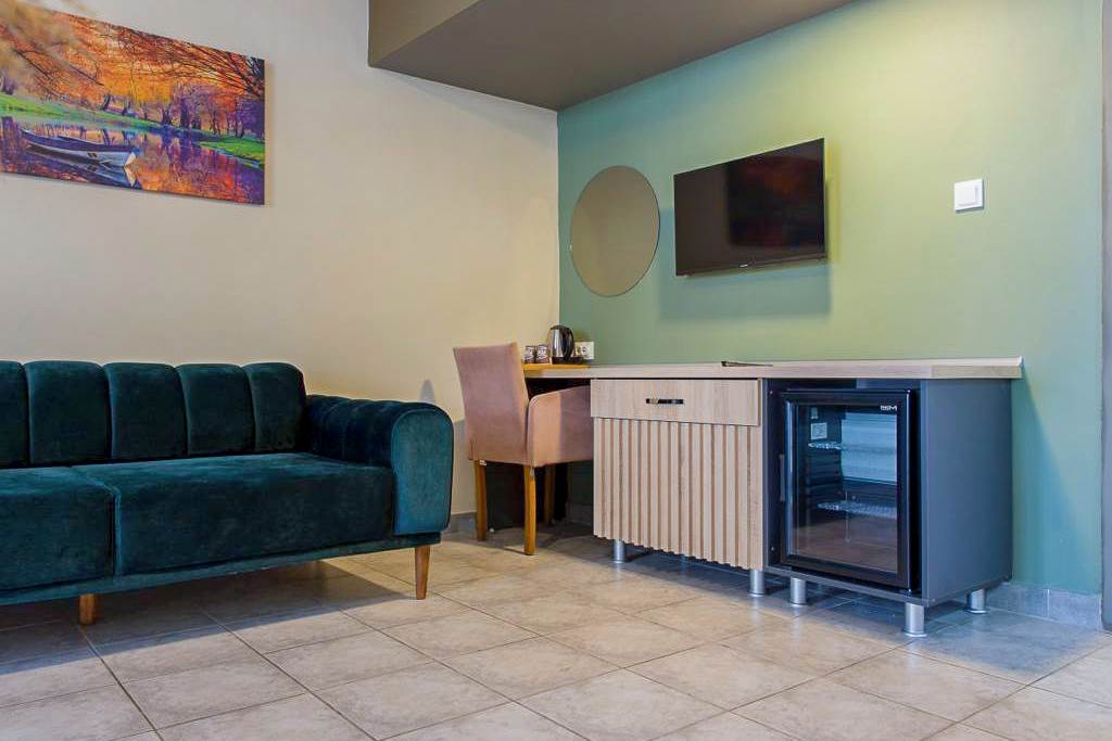 DLM_85535_Green_Mar_Hotel_0723_03.jpg