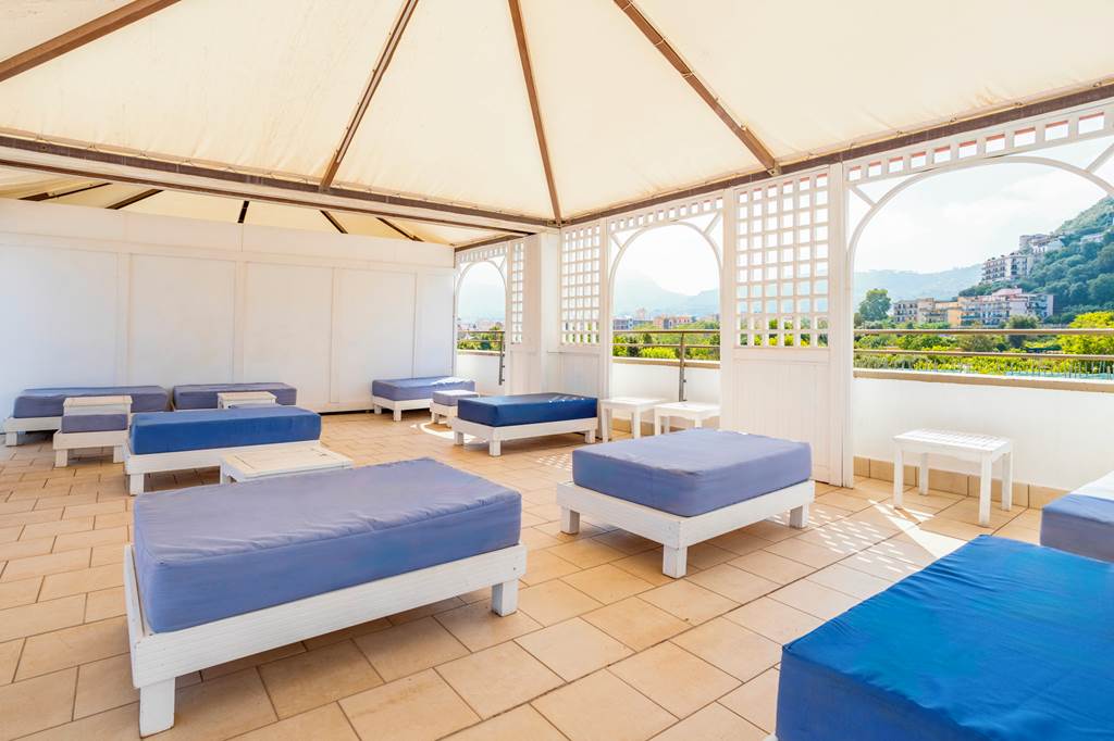 NAP_77992_Hotel_La_Pergola_1024_08.jpg