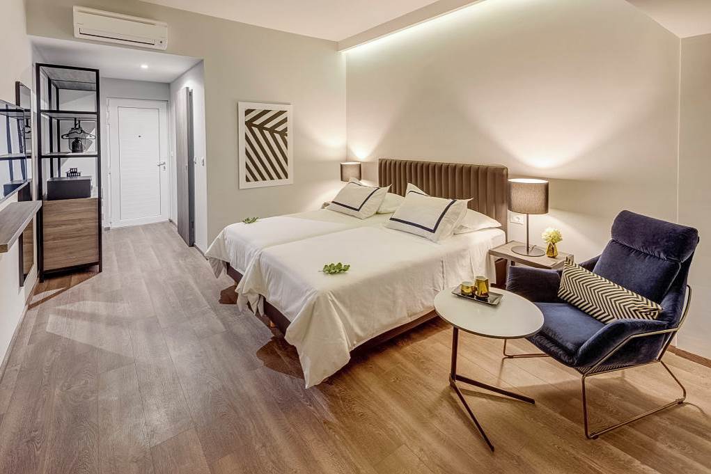 SPU_74718_Waterman_Milna_Hotel_0817_05.jpg