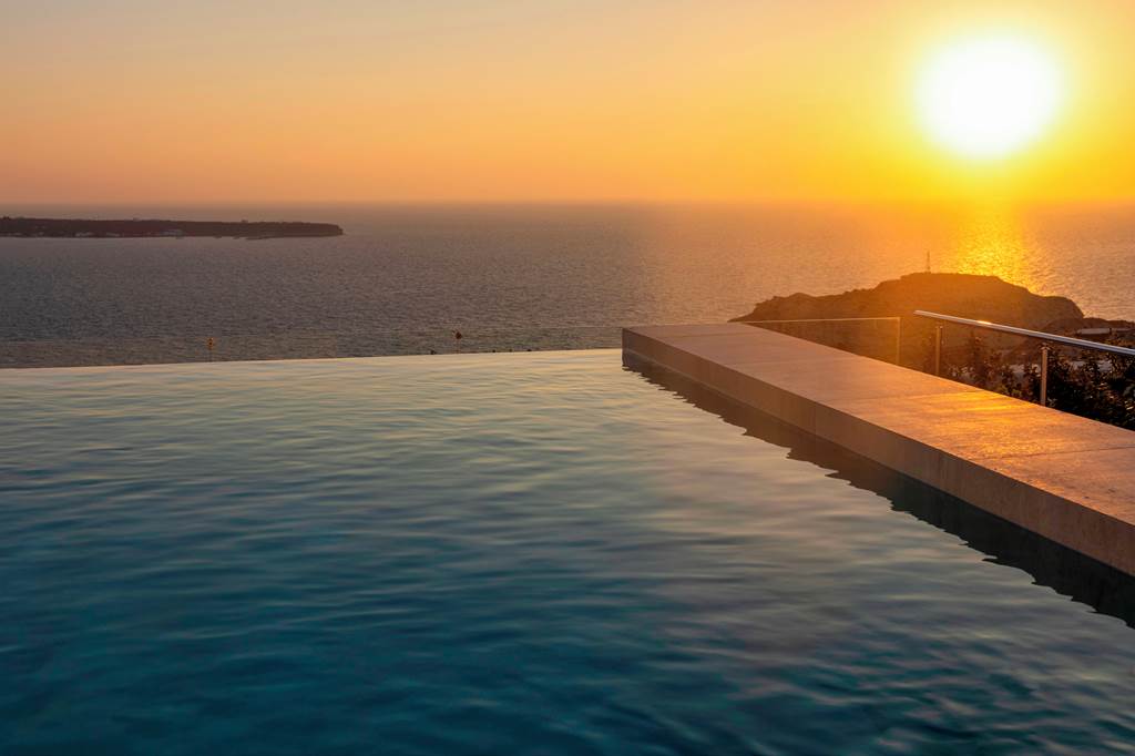 JTR_81478_Santo_Maris_Oia_Luxury_Suites_&_Spa_0125_02.jpg