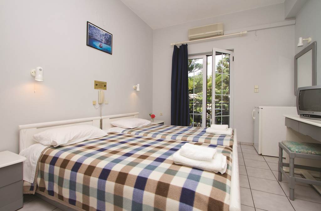 EFL_73968_ATHINA_BCH_HTL_0714_04.jpg