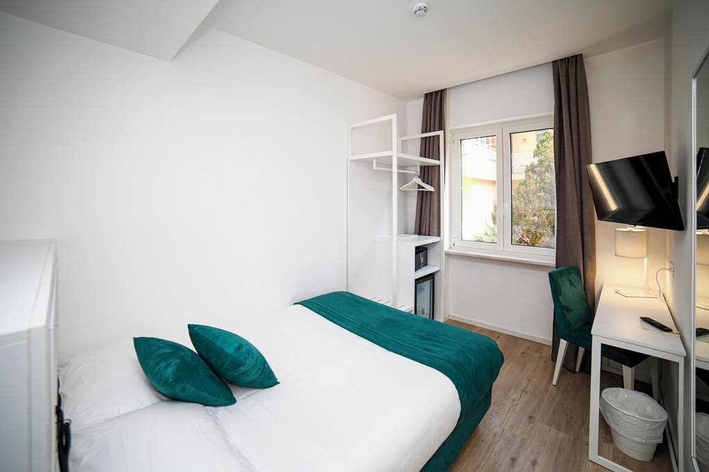 NAP_80817_Hotel_Isabella_1022_06.jpg