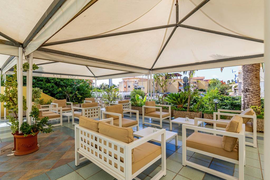 OLB_86942_Rina_Hotel_0923_01.jpg