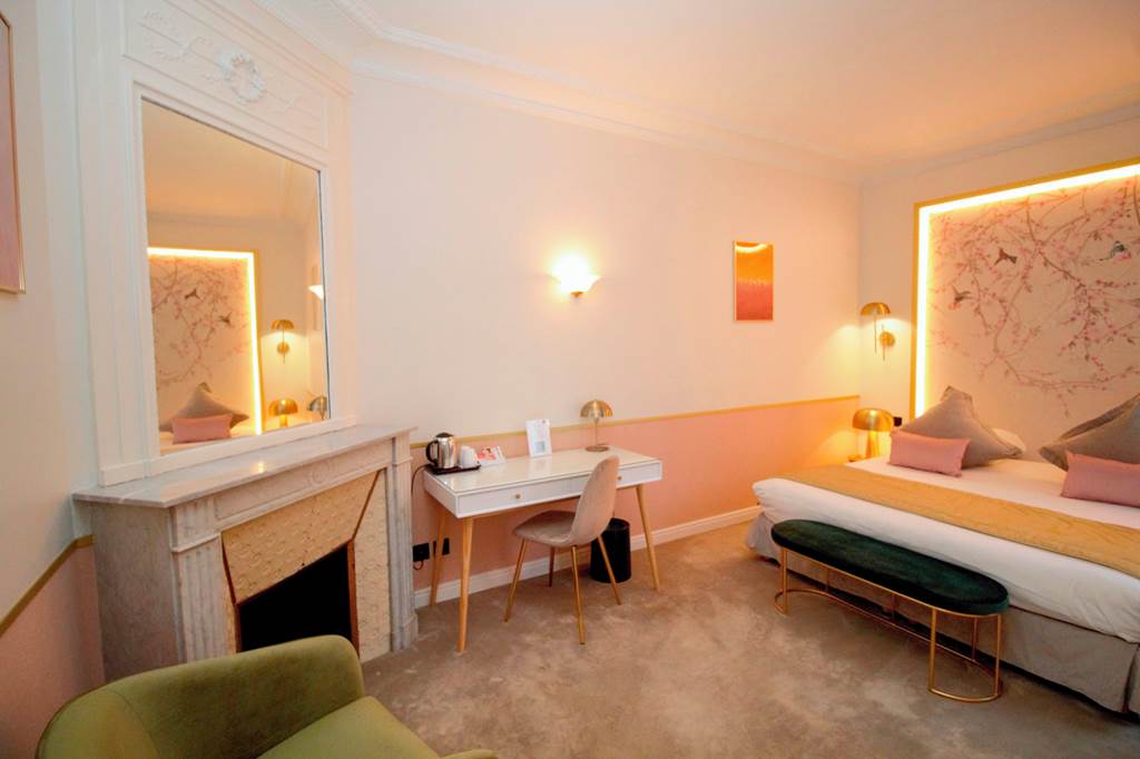 CDG_85492_Princesse_Caroline_0325_05.jpg