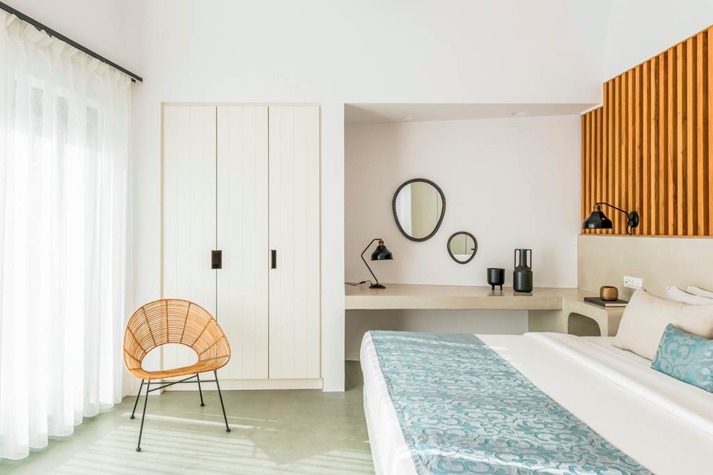 JTR_81478_Santo_Pure_Oia_Suites_&_Villas_0723_07.jpg