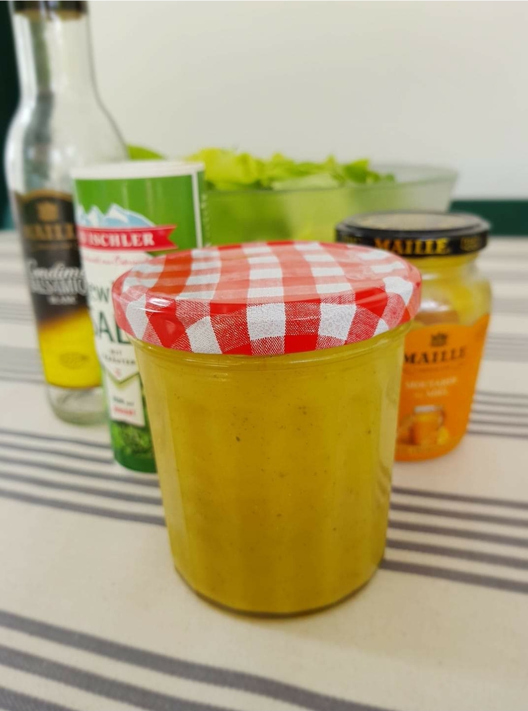 Honey-Mustard Dressing with suggestions (traditional & Thermomix version)