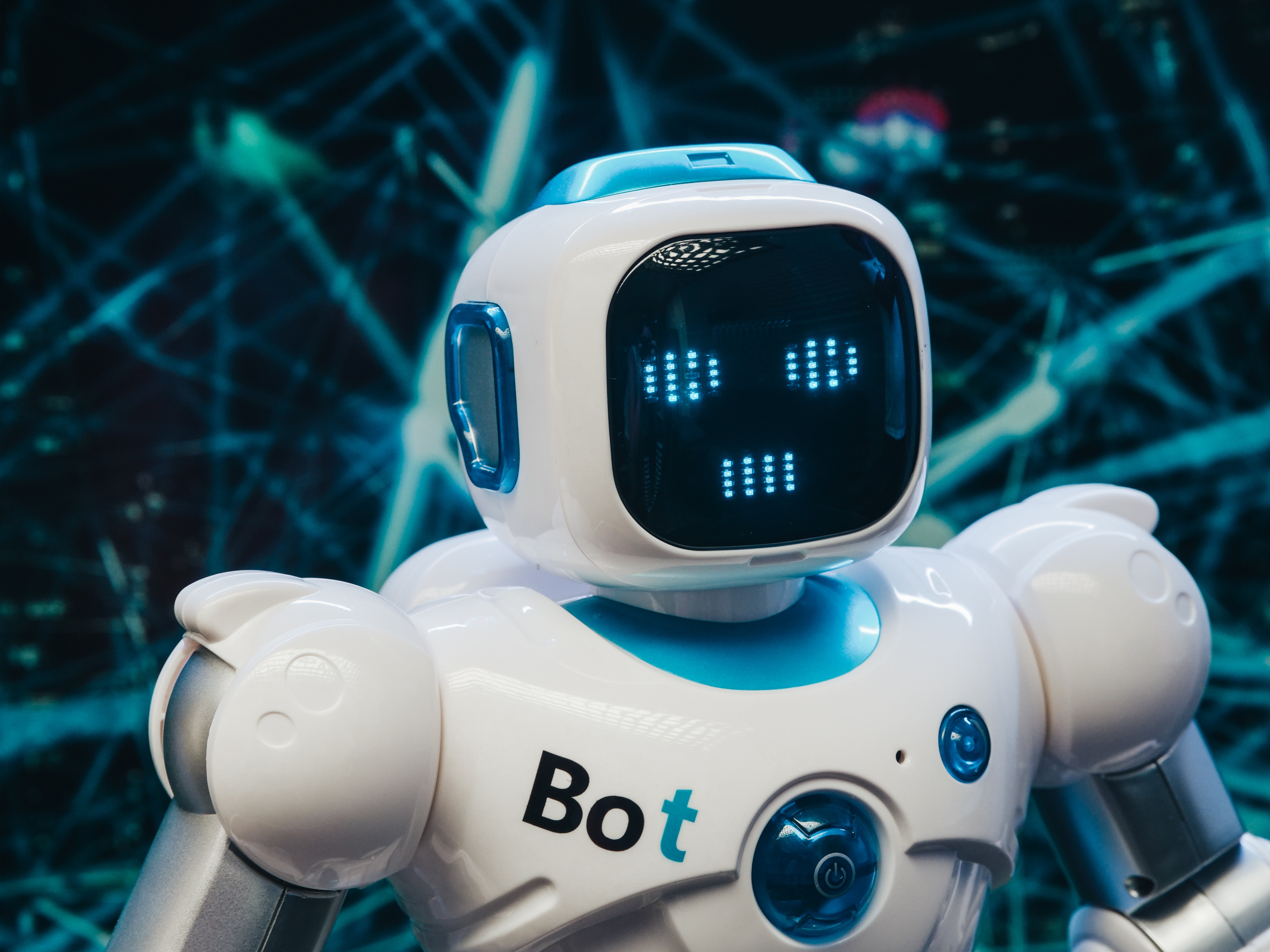 AI and Customer Service: A New Frontier in Client Engagement