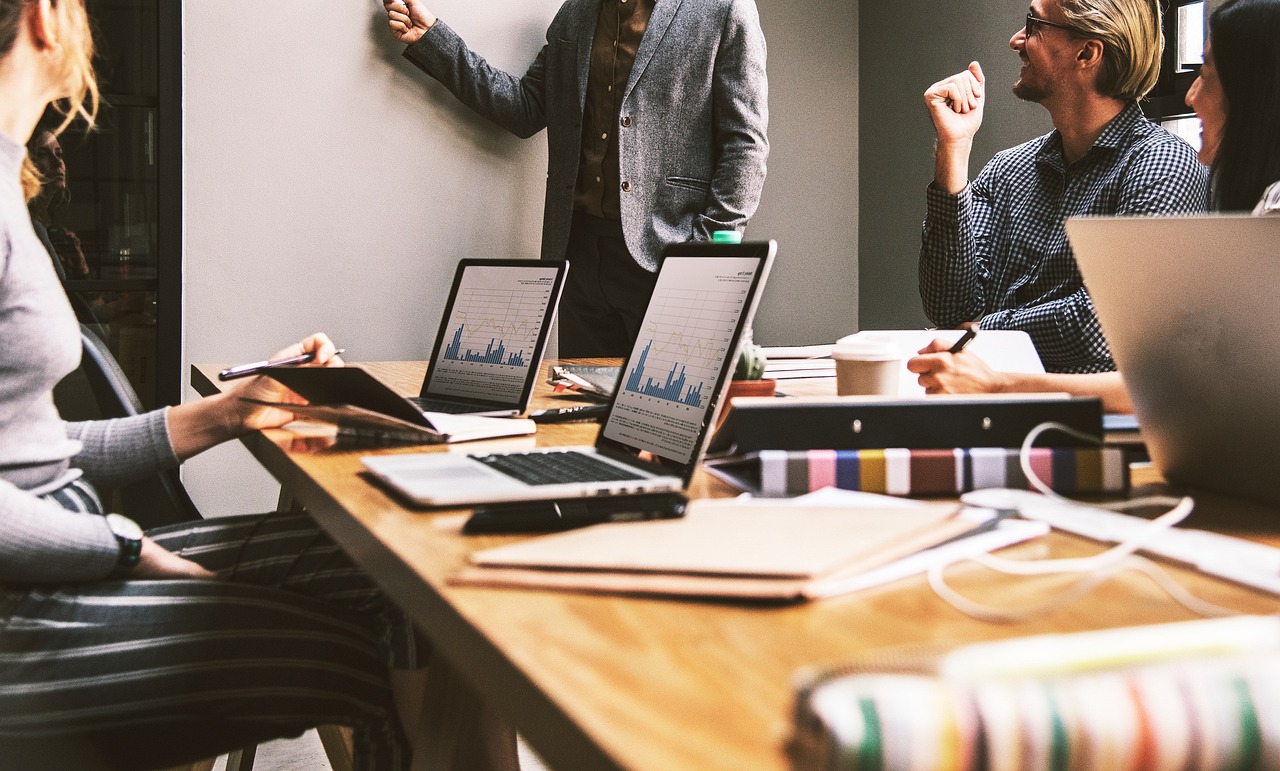 The Rise of Social Commerce: What Businesses Need to Know