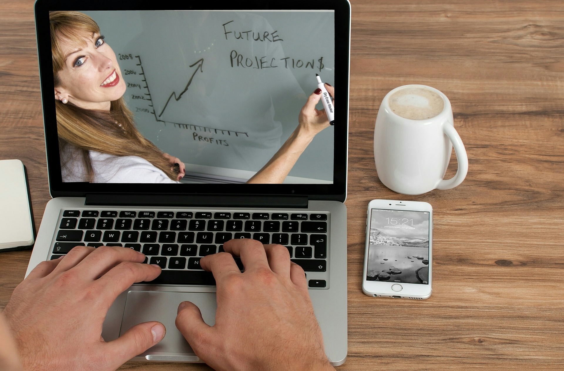 Scaling in the Digital Age: The Role of Online Platforms