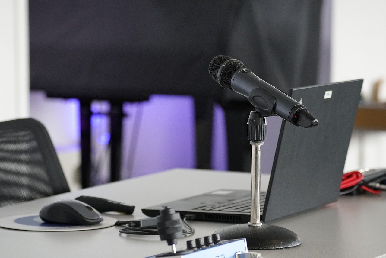 The Power of Podcasts in Business Growth Strategies