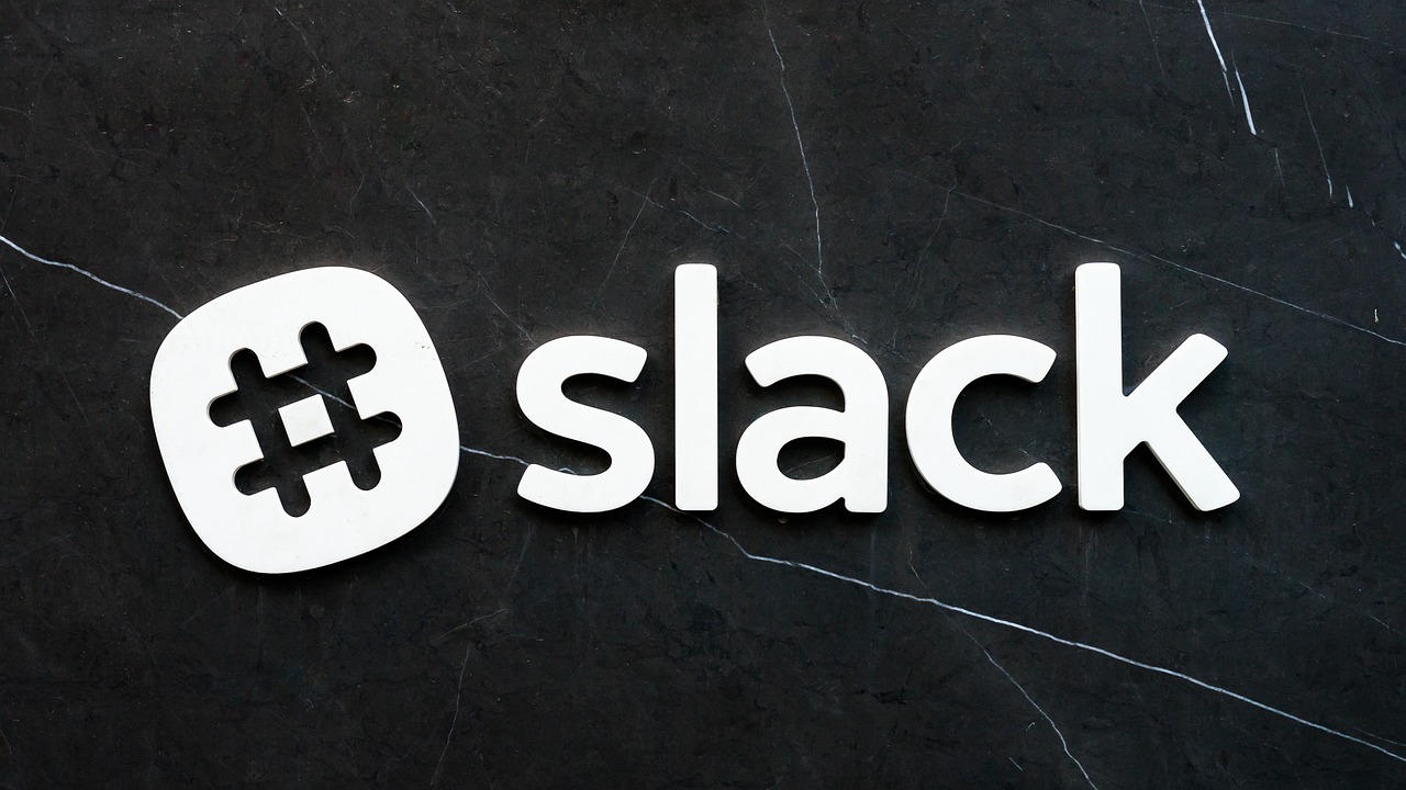 Slack vs. Email: What Communication Tool Boosts Employee Engagement More?
