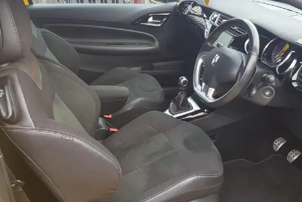 2017 DS Automobiles DS3