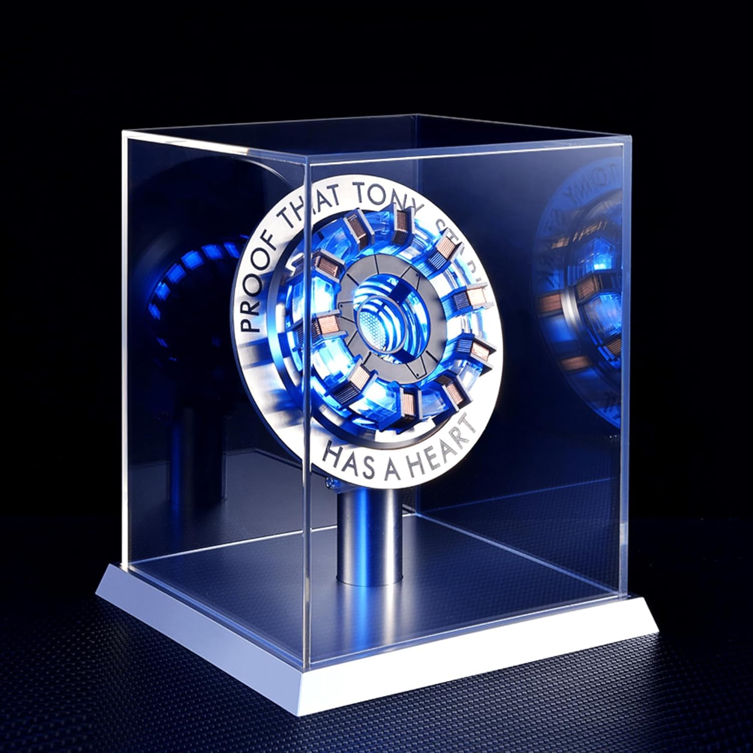 Reactor ARC Iron Man 1:1 – Réplica con luz LED USB en caja de exhibición - Imagen 3