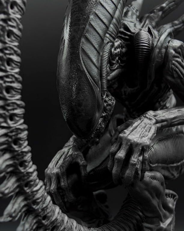 Figura Alien Xenomorph 16 cm (The Alien & Predator) - Imagen 4