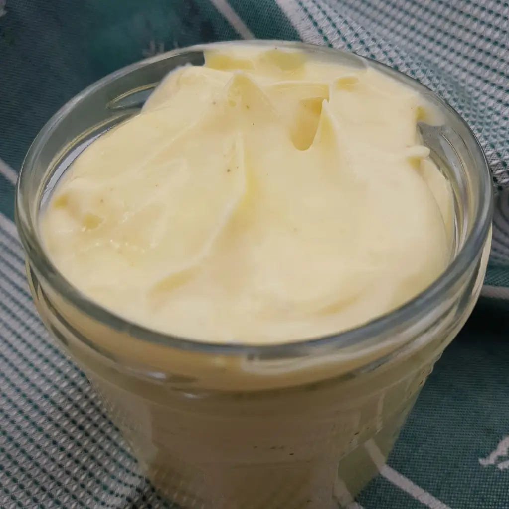Hausgemachte Mayonnaise (traditionell & Thermomix)
