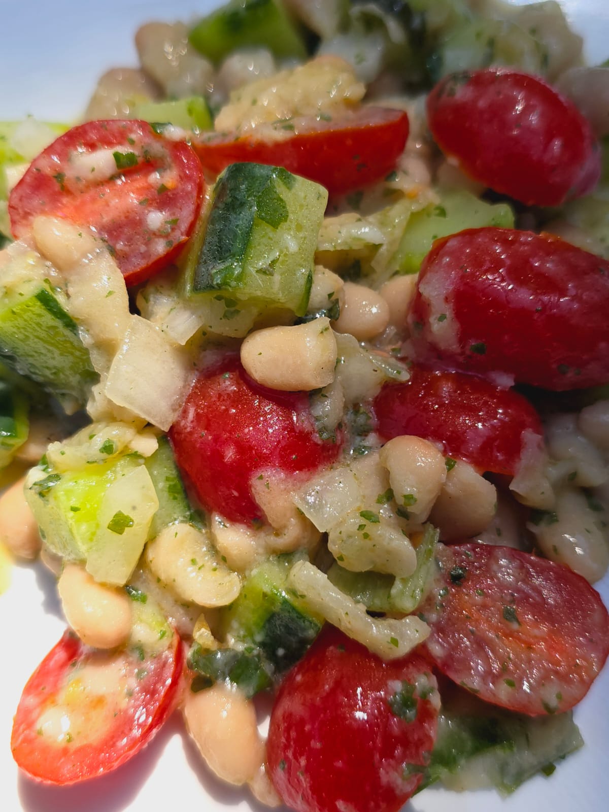 Mediterraner weißer Bohnen Salat
