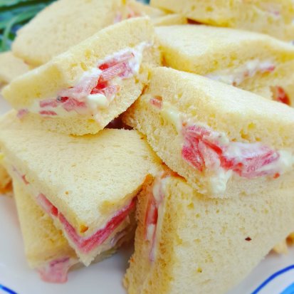 Sandwiches briochés aux tomates (traditionelle & Thermomix)