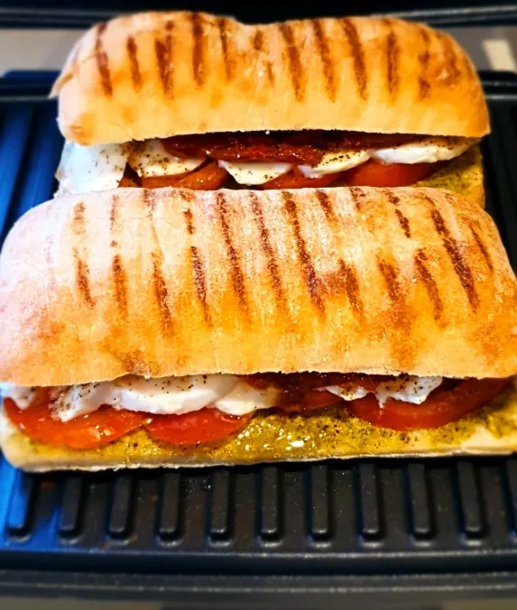 Panini Caprese