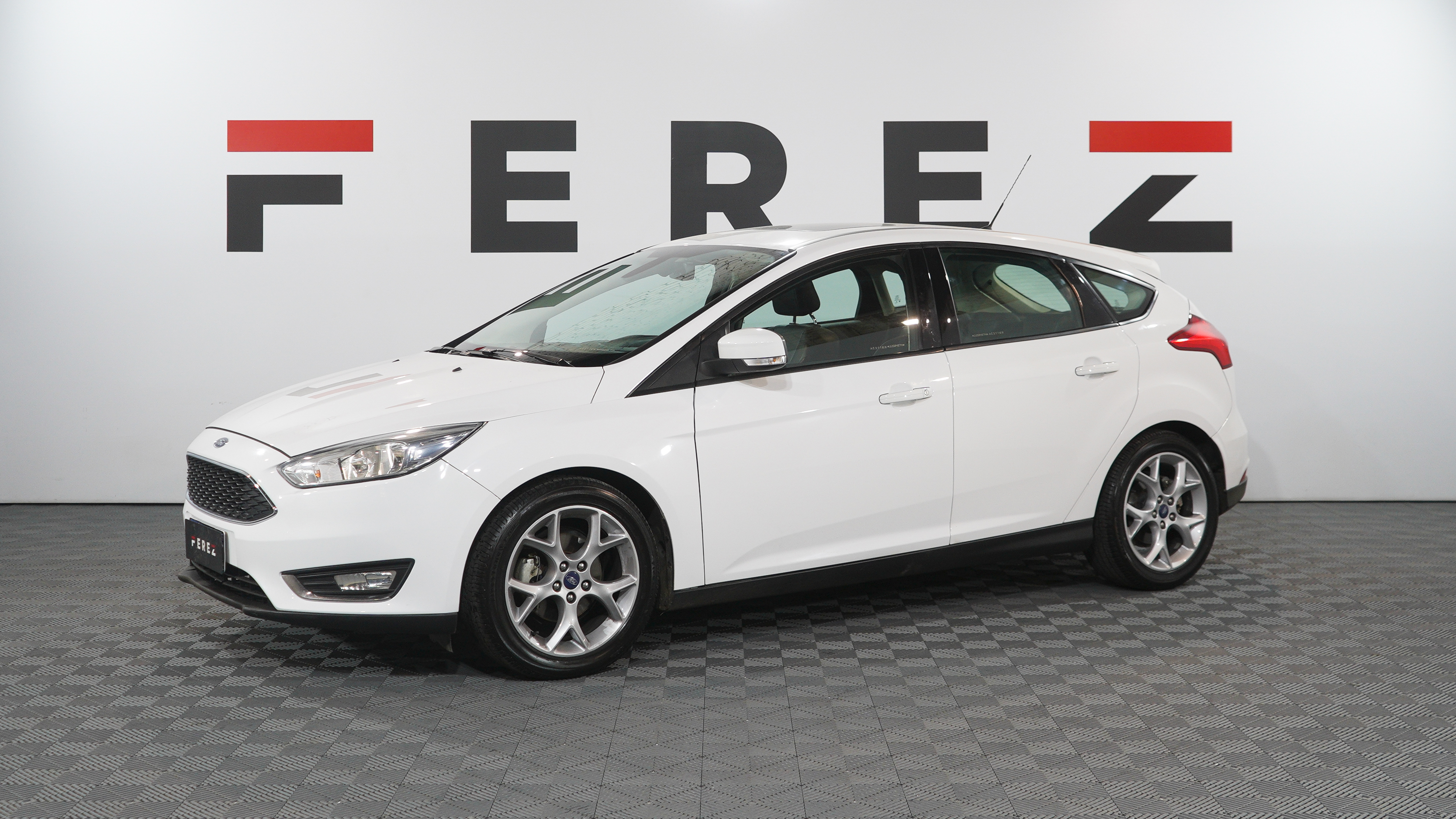 ford FOCUS 5P 2.0L N AT SE PLUS