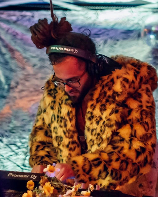 Pineapple Flow