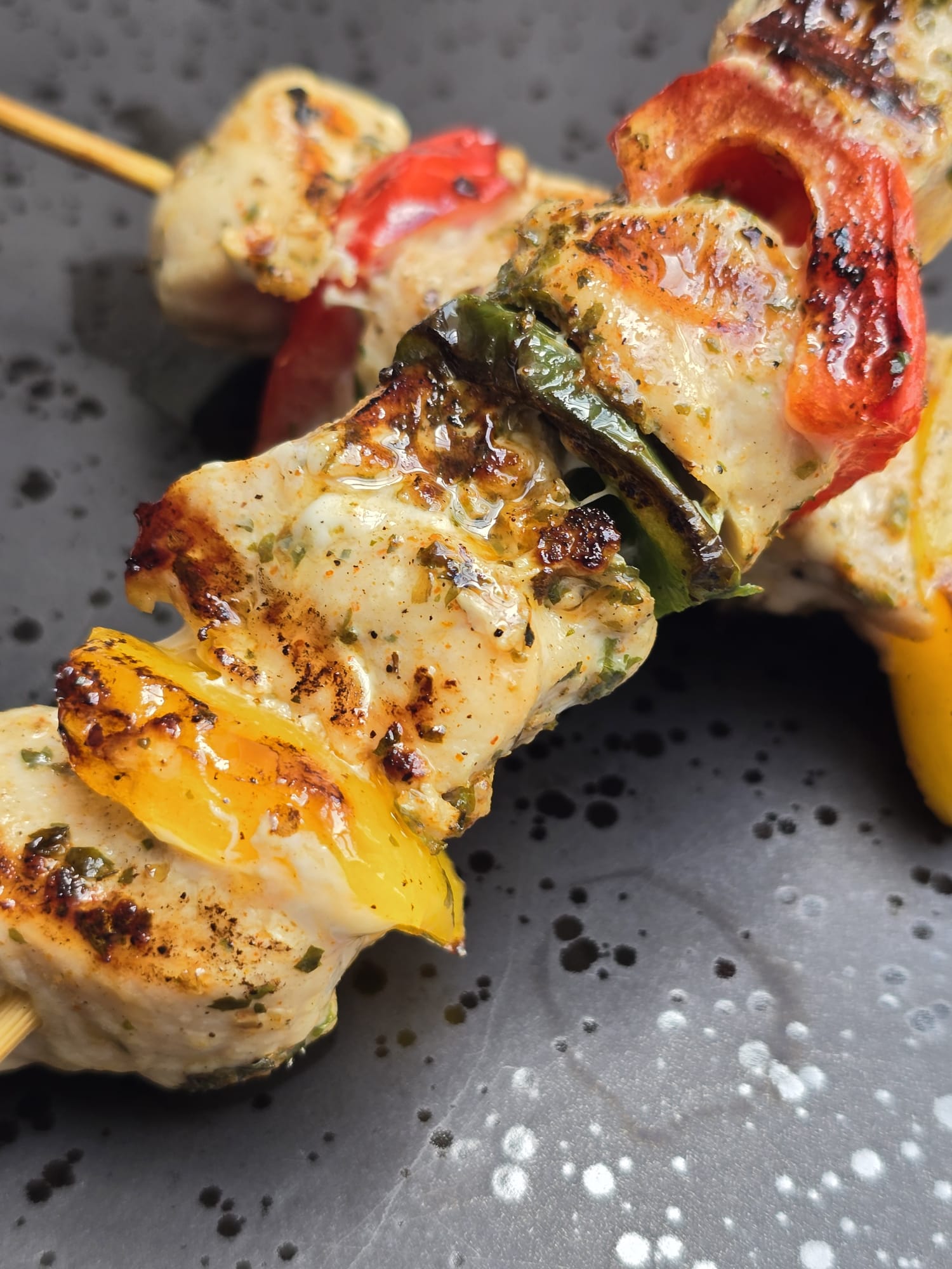 Mediterrane Hähnchenspieße (traditionnel & Thermomix)