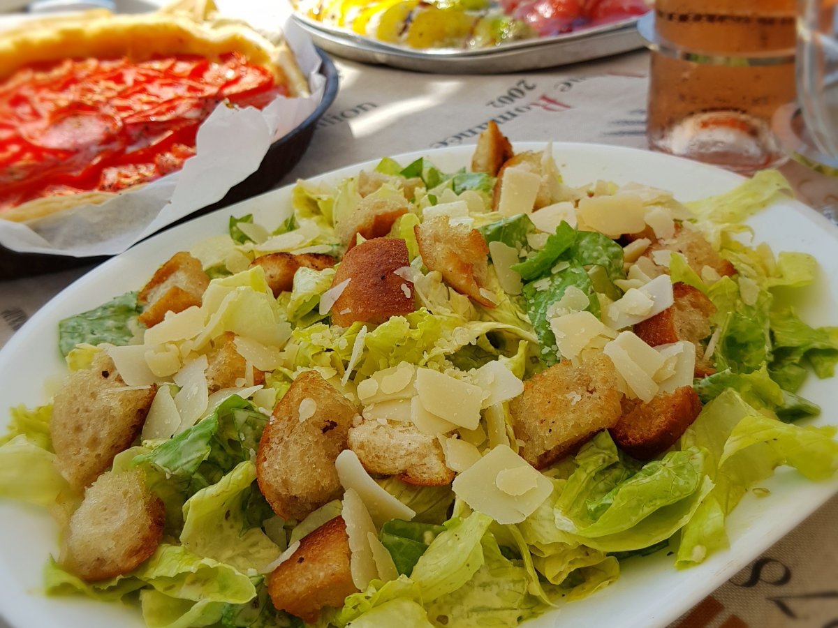Vegetarischer Cesar Salat (traditionel & Thermomix)
