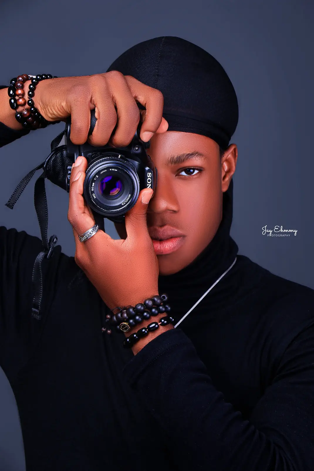 Support for a photography camera
