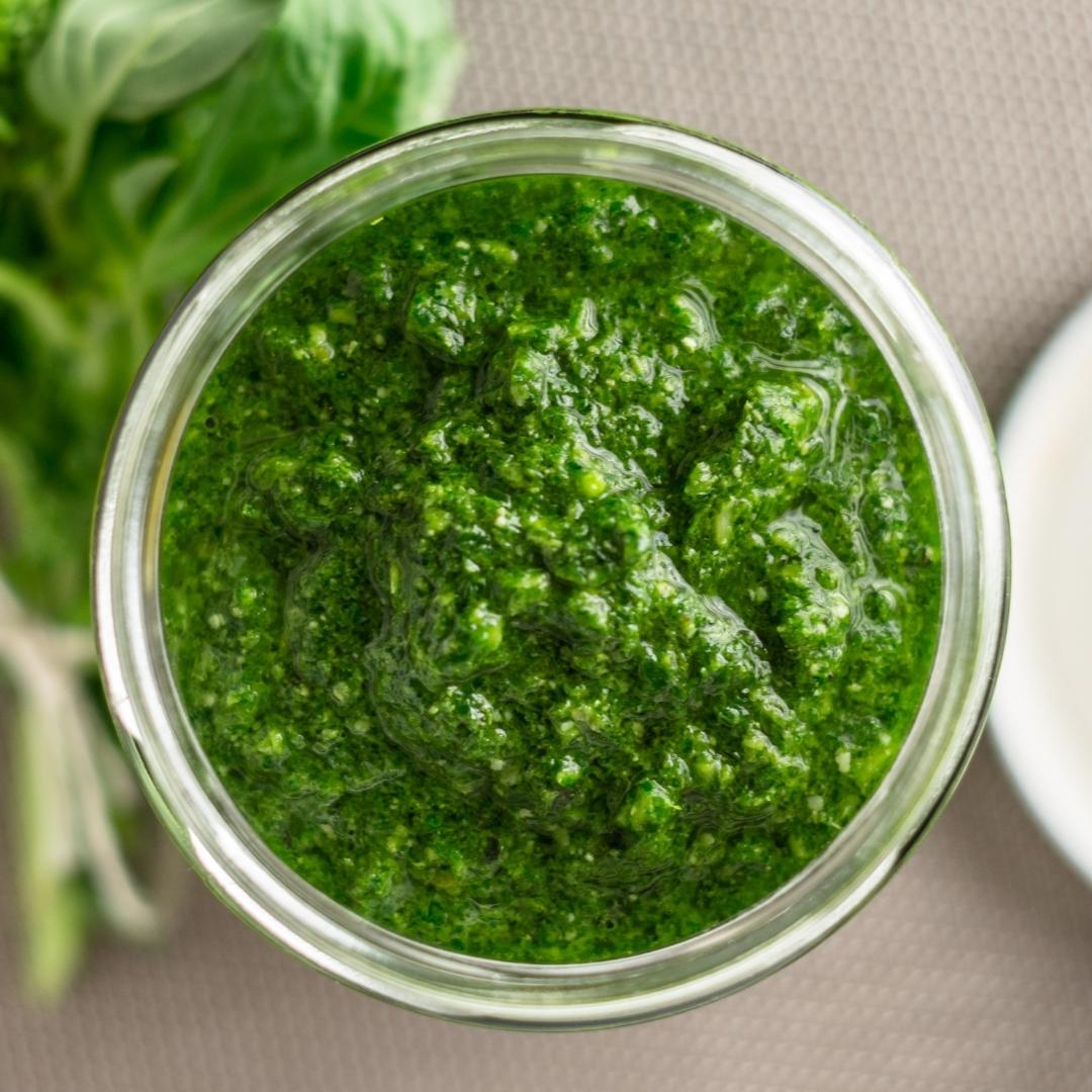 Pesto alla Genovese - green Pesto (traditional & Thermomix)