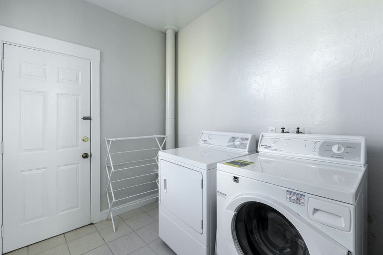More Images - Image 5