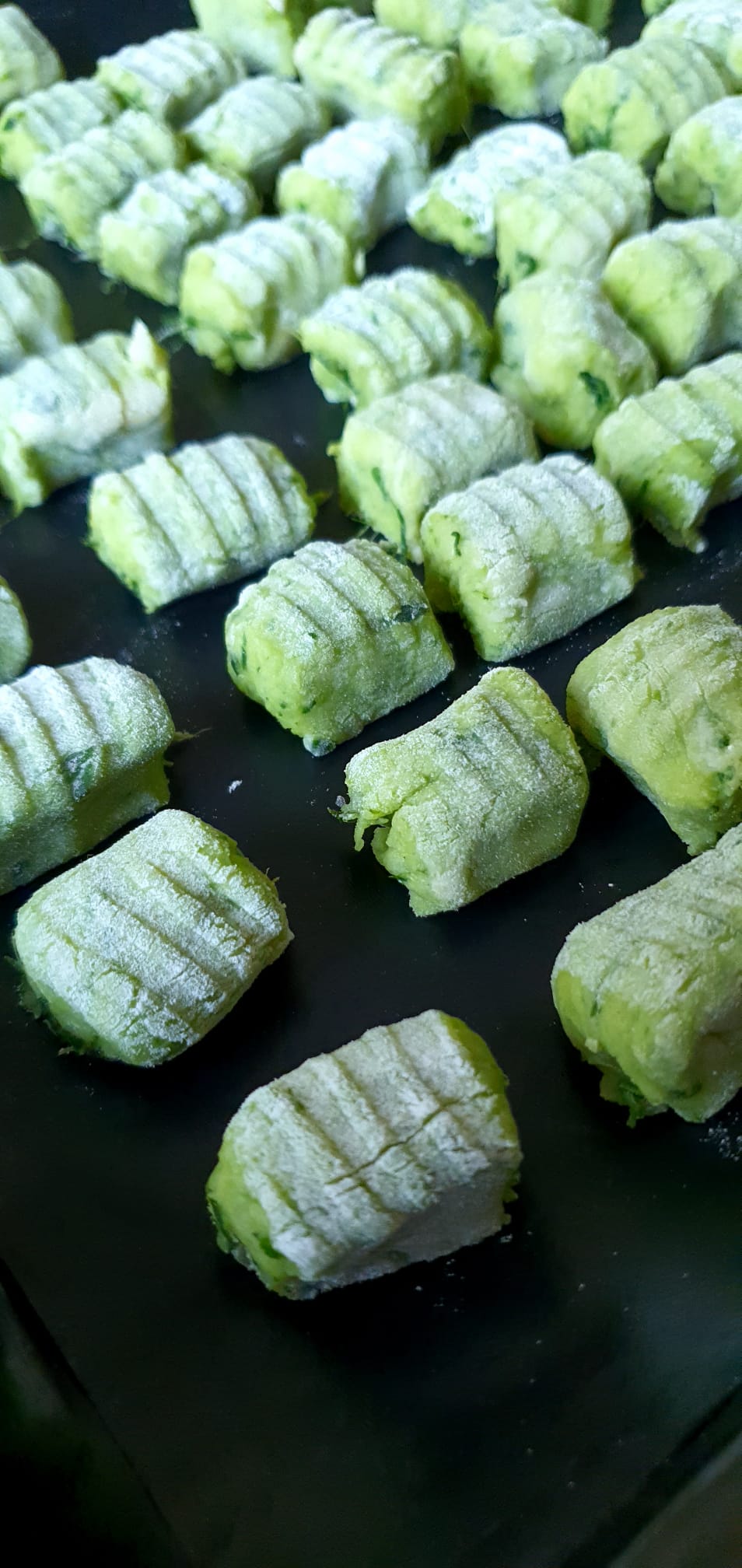Bärlauch Gnocchi (traditionnel & Thermomix)