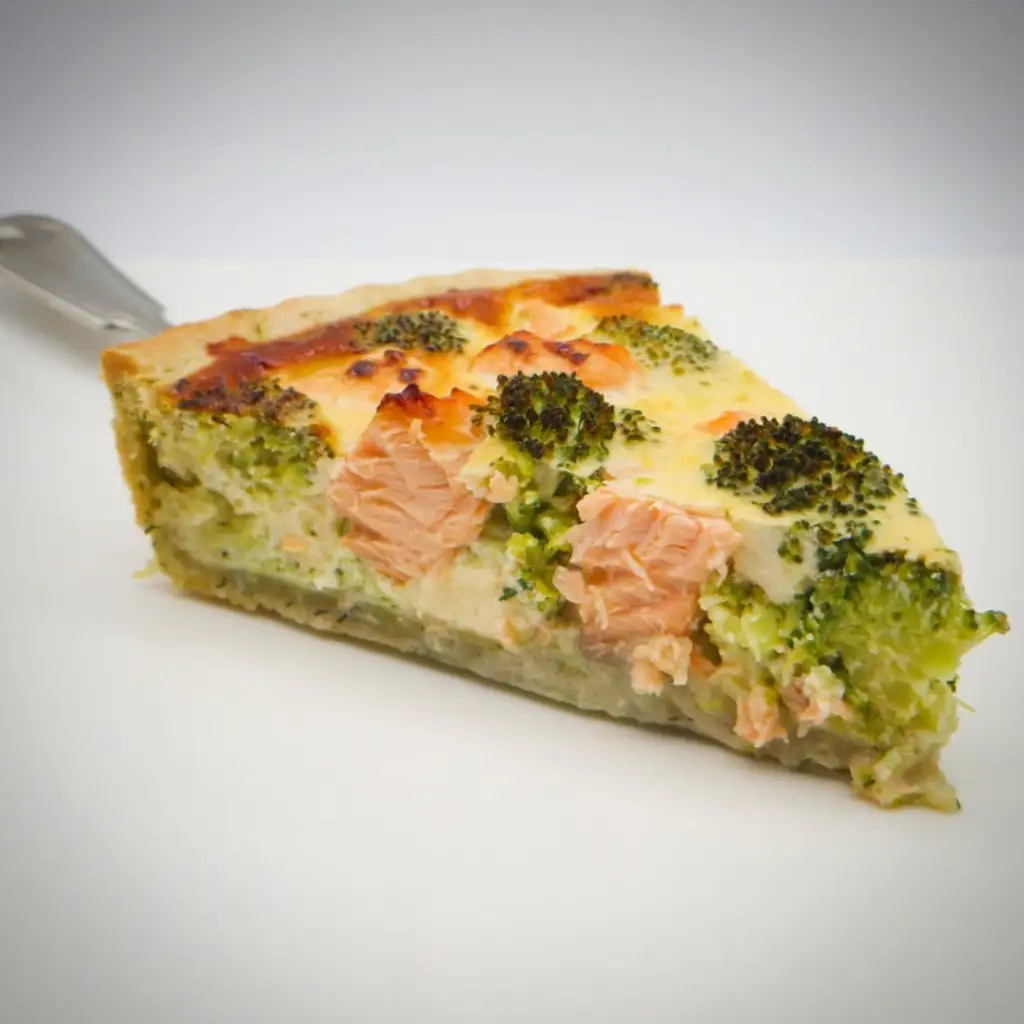 Die perfekte frische Lachs-Quiche mit Dill-Kruste (Traditionell & Thermomix)