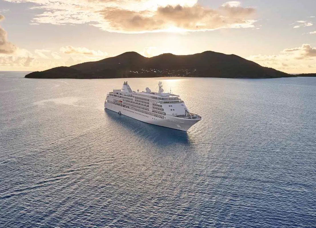 Silver Whisper