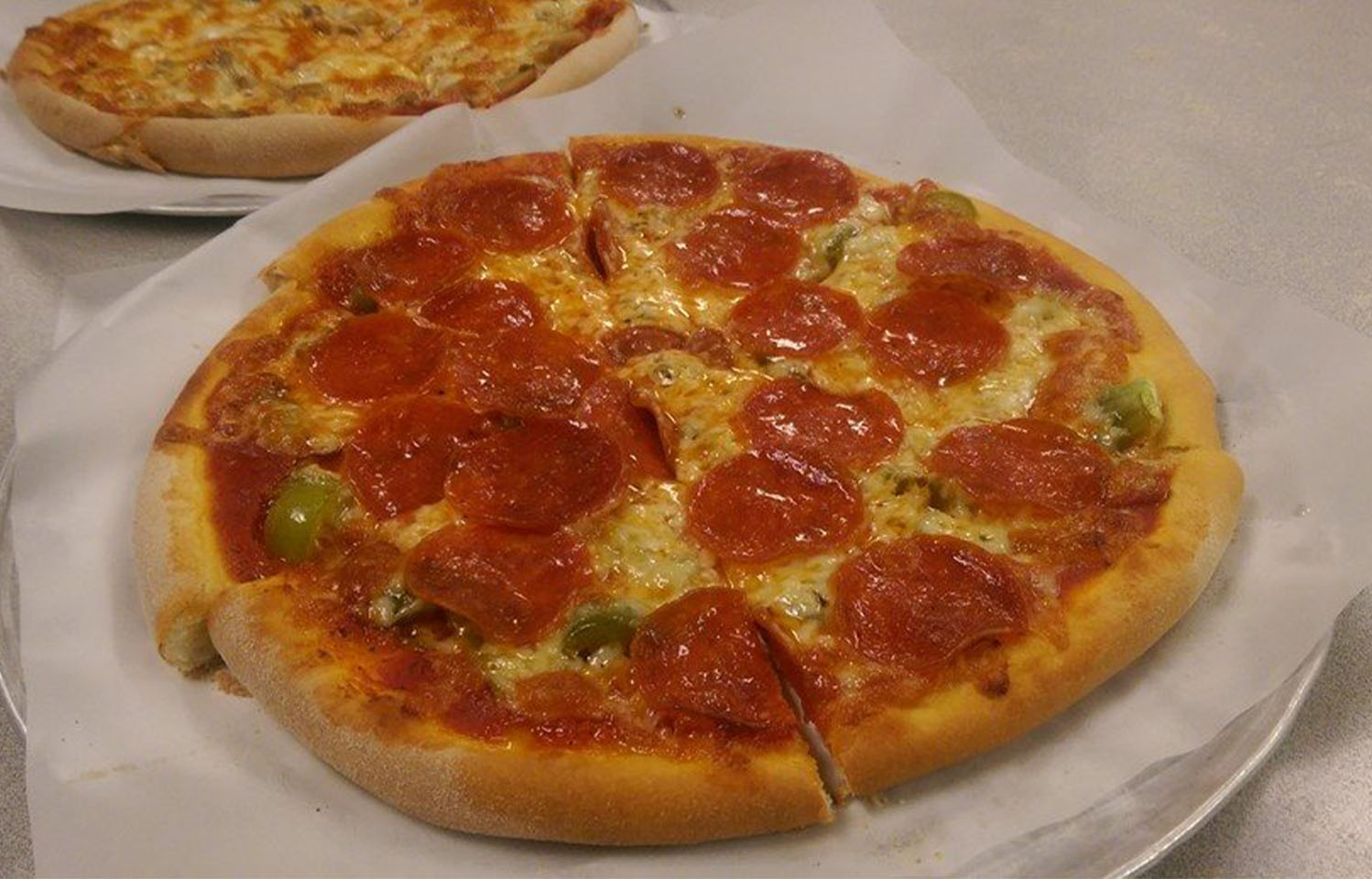Pop Into Angelo’s Pizza & Steakhouse for a Lunch or Dinner in Columbia, MO.