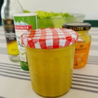 Honig-Senf Salat Sauce mit Salat Vorschlägen (traditionelle Version & Thermomix)