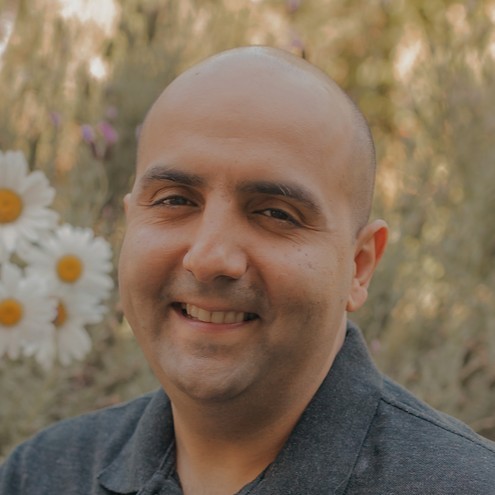 Mohamad  A.