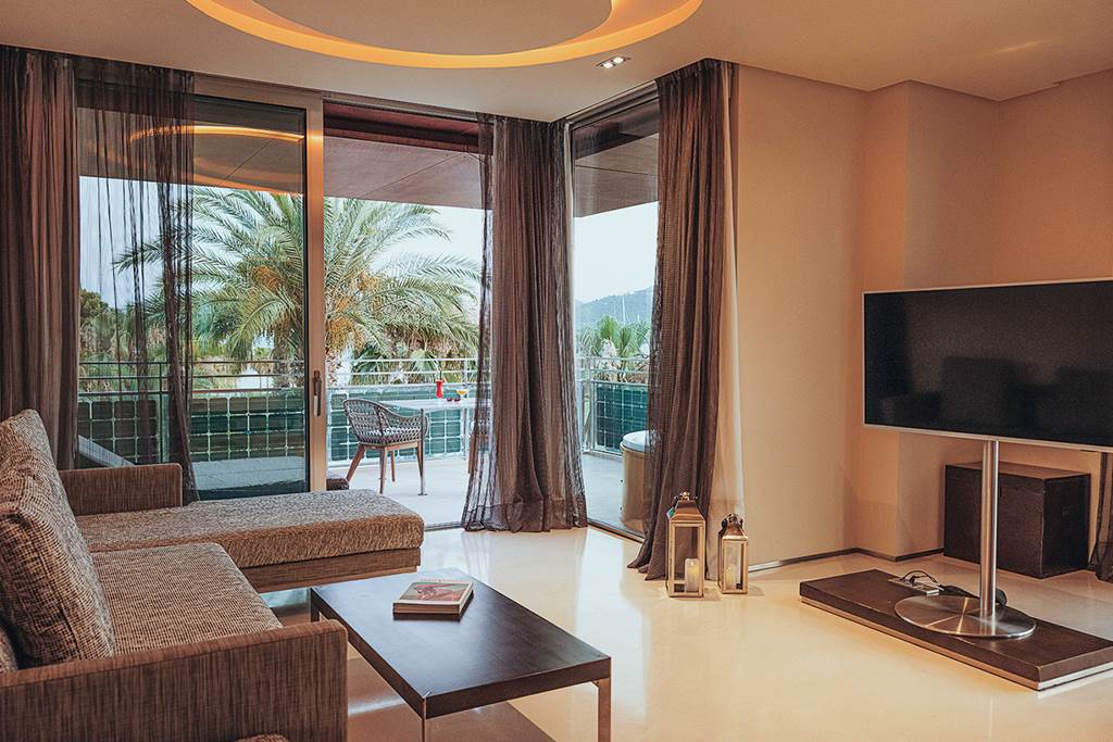 IBZ_70042_Aguas_de_Ibiza_Grand_Luxe_Hotel_0424_26.jpg