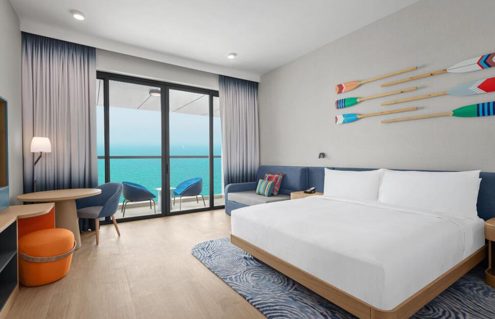 Hampton-by-Hilton-Marjan-Island-23.jpg