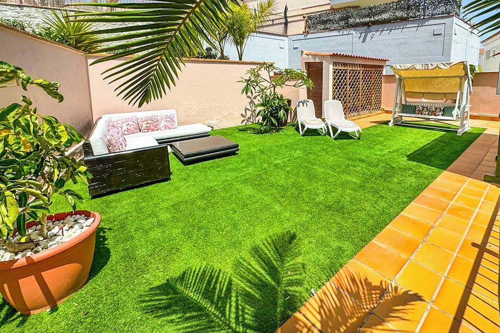 TFS_87087_Villa_Blossom_0824_02.jpg