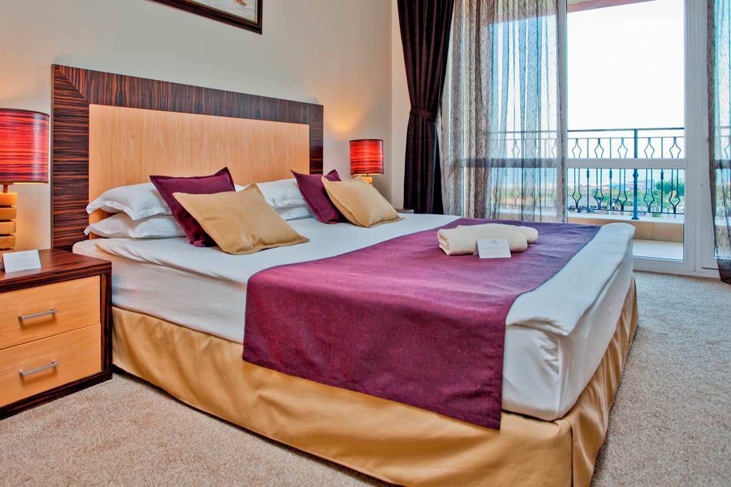 BOJ_84430_DIT_Majestic_Beach_Resort_1122_01.jpg