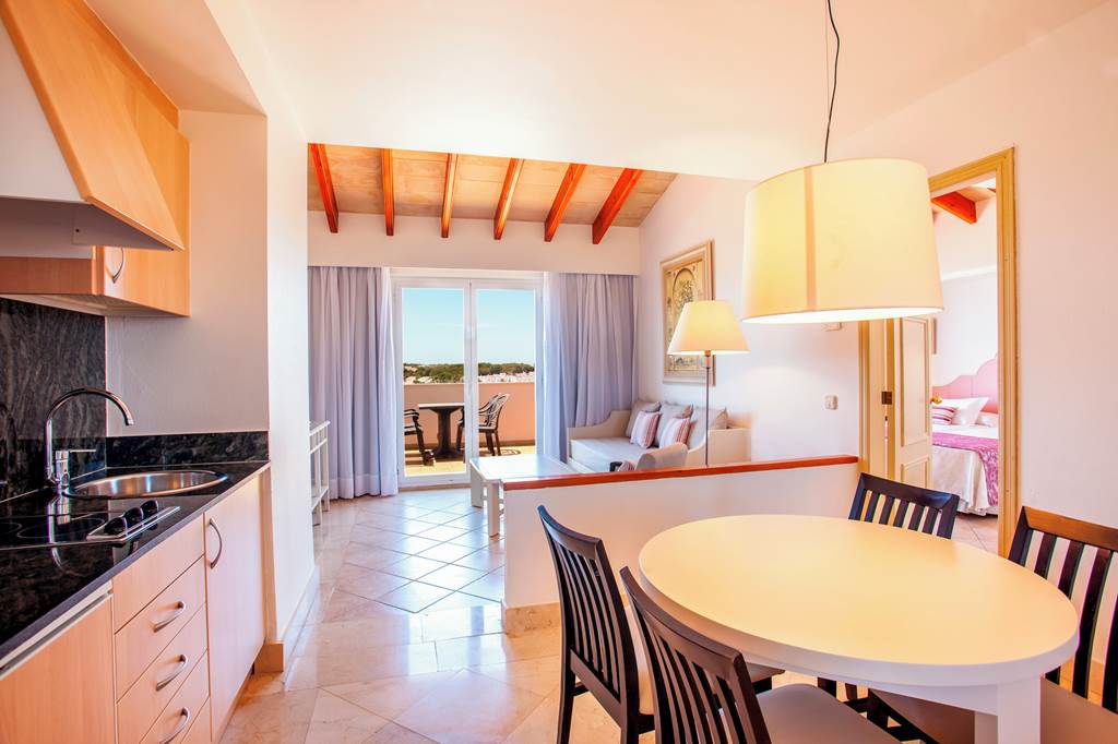 MAH_70762_Grupotel_Macarella_Suites_&_Spa_1224_08.jpg