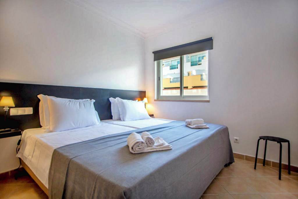 FAO_83936_Smy_Santa_Eulalia_Algarve_0722_10.jpg